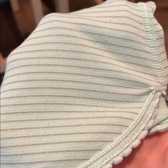 Lululemon singlet - Picture 2 of 2